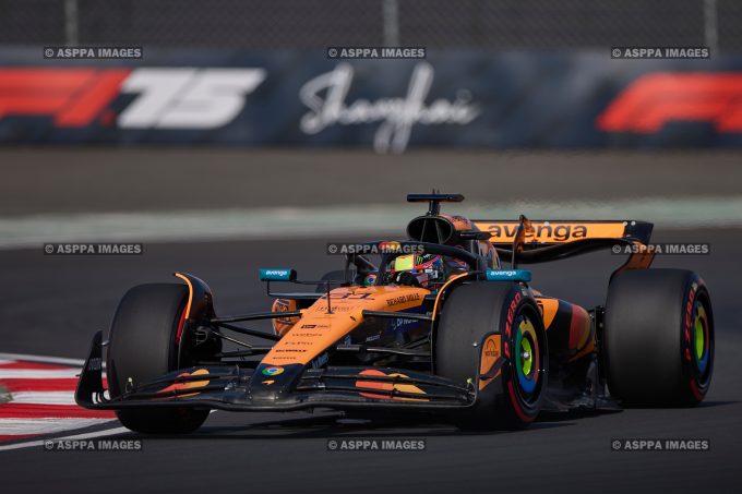 #81 Oscar Piastri / McLaren F1 Team 2025